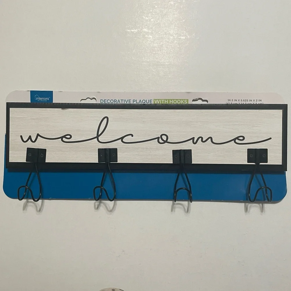 Elegant Welcome‎ Wall Hook Rack - Black and Cream